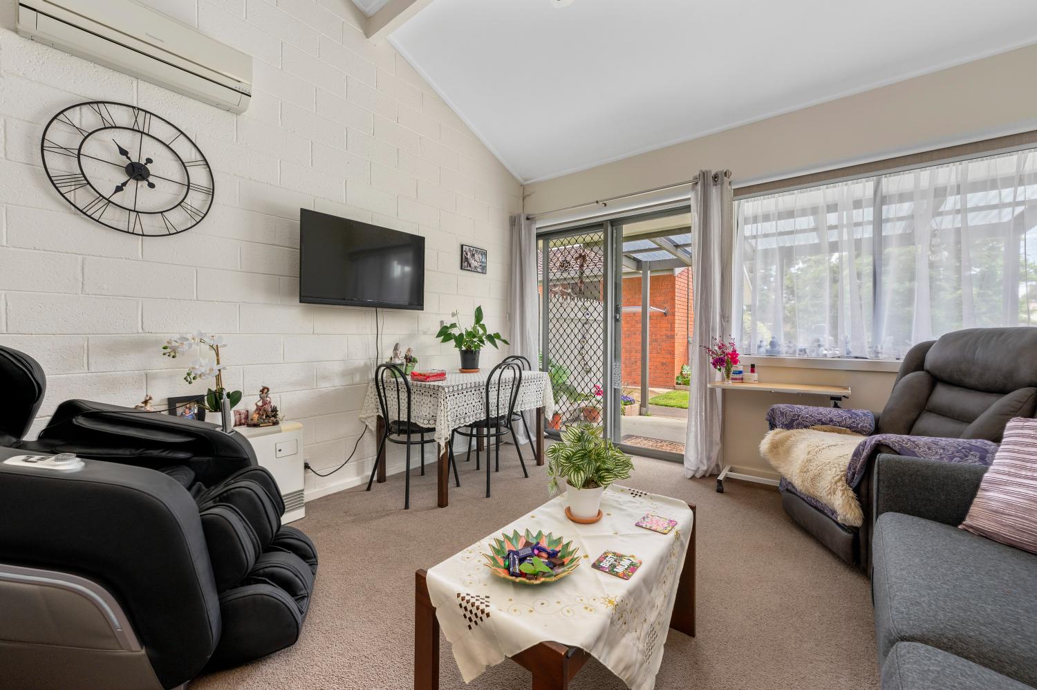 054_Ashleigh_House_Accom