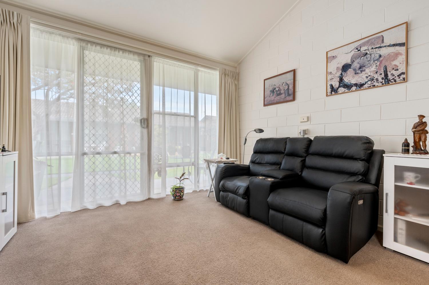 061_Ashleigh_House_Accom