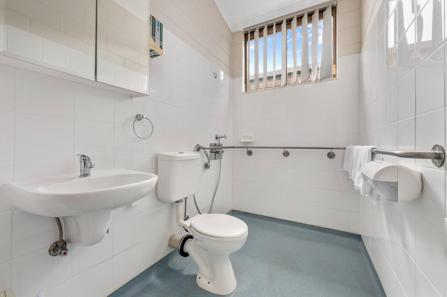 069_Ashleigh_House_Accom