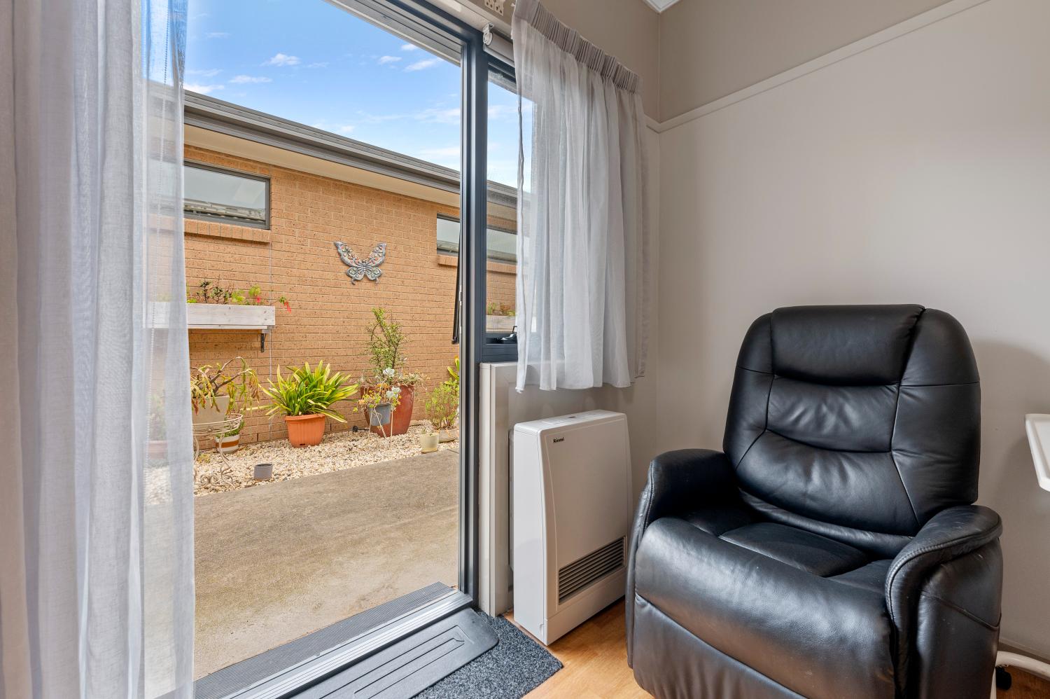 070_Ashleigh_House_Accom